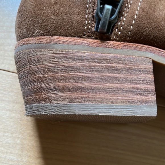 Steve Madden Tobii Cognac Suede Leather Ankle Boots - Picture 6 of 6